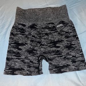 Aybl Buttscrunch Camo Shorts Size Small